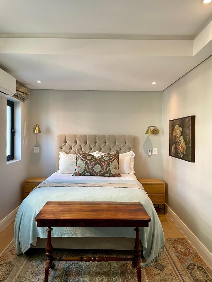 35 On Main By Stay In Luxury Кейптаун Екстериор снимка