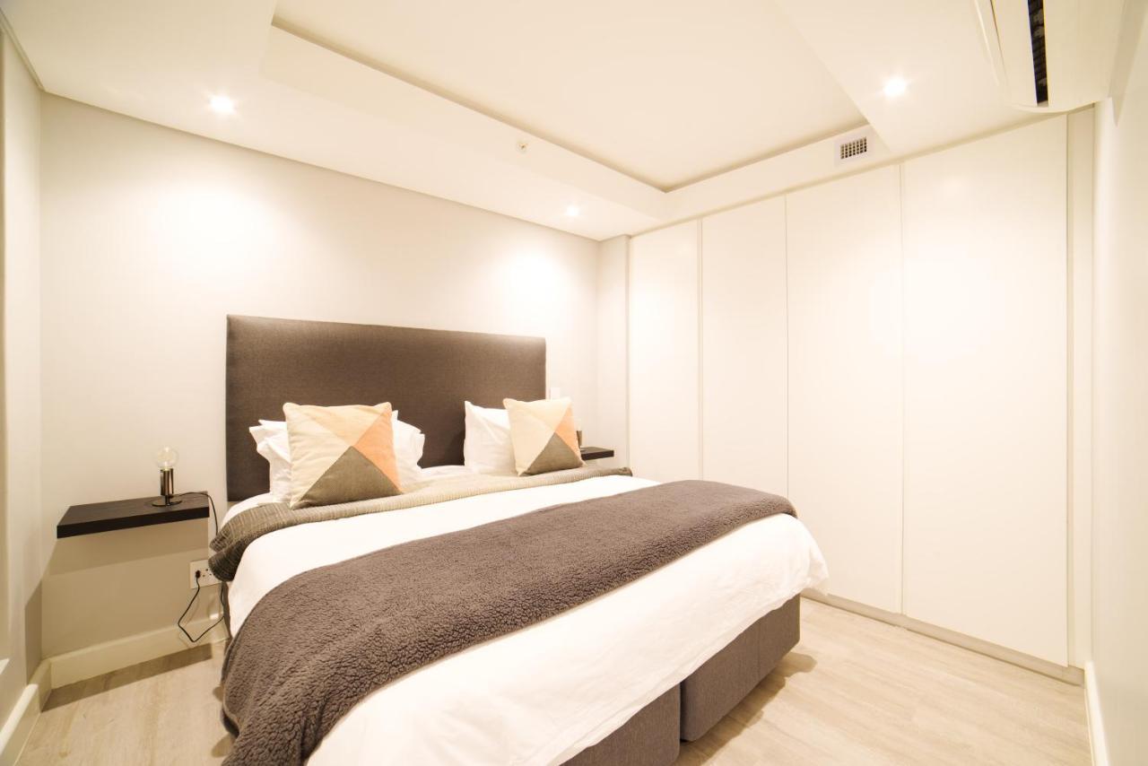 35 On Main By Stay In Luxury Кейптаун Екстериор снимка