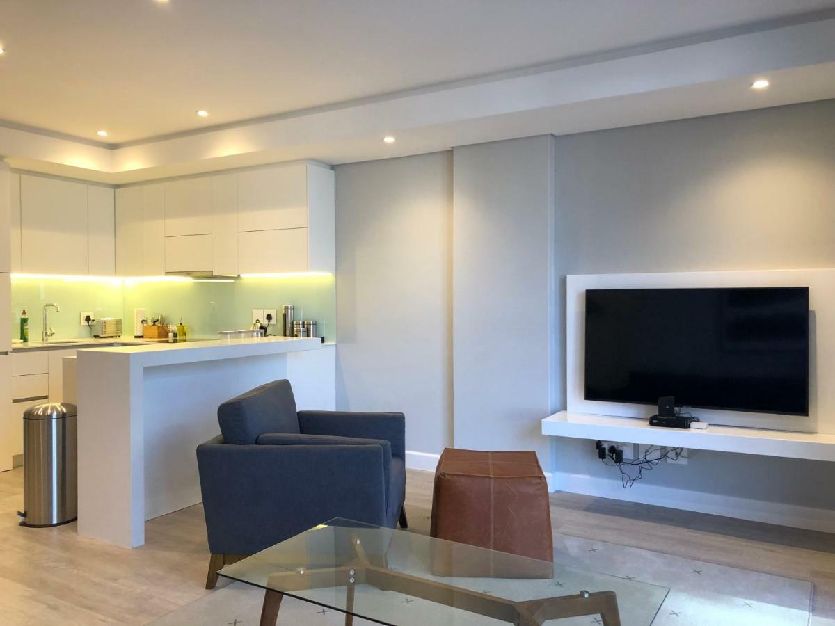 35 On Main By Stay In Luxury Кейптаун Екстериор снимка